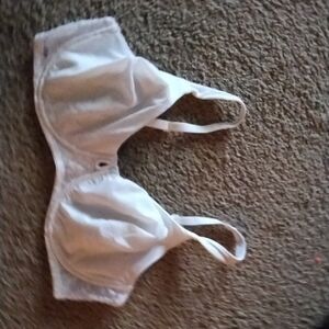 Ellen Tracy White Bra Style #59416P2 38D